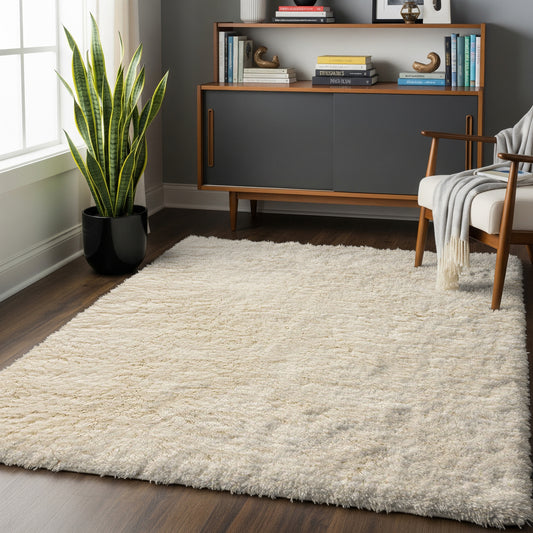 Cloud Whisper – Handmade Shaggy Rug in Creame Ivory | Perfect for Bedroom, Living room Decor